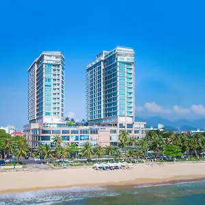 Diamond Bay Hotel Nha Trang